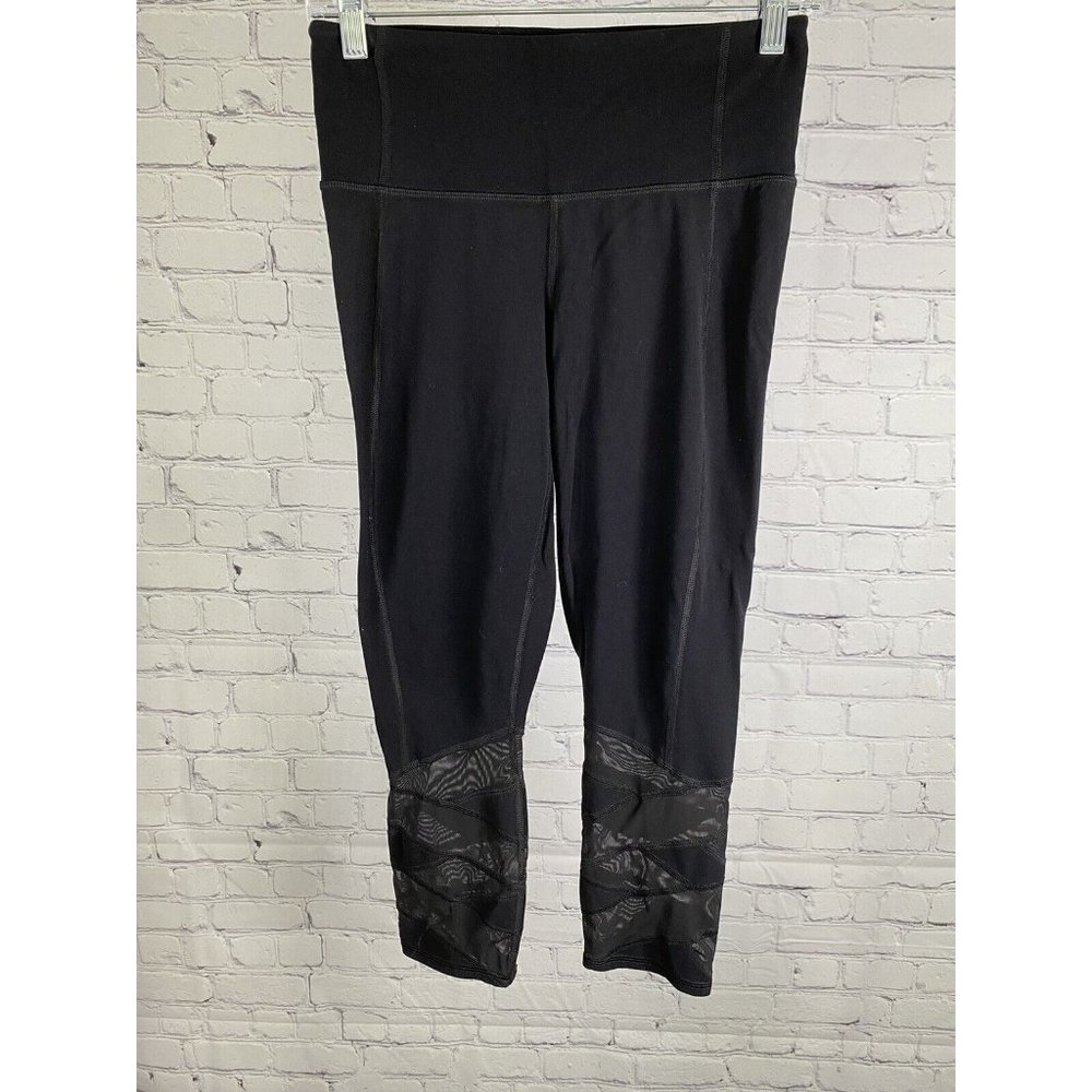 Athleta Solid Black Mid Rise Capri Leggings With Mesh Accents Womens S Small